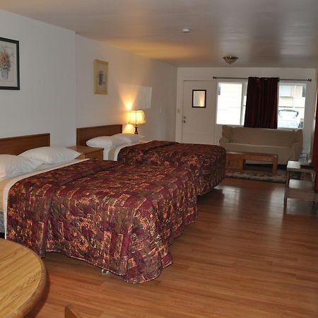 Golden Lion Motel Raymond Exteriér fotografie